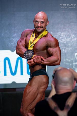 CLASSIC PHYSIQUE 178